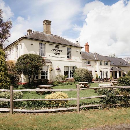The Mortimer Arms (Adults Only) 拉姆西 外观 照片