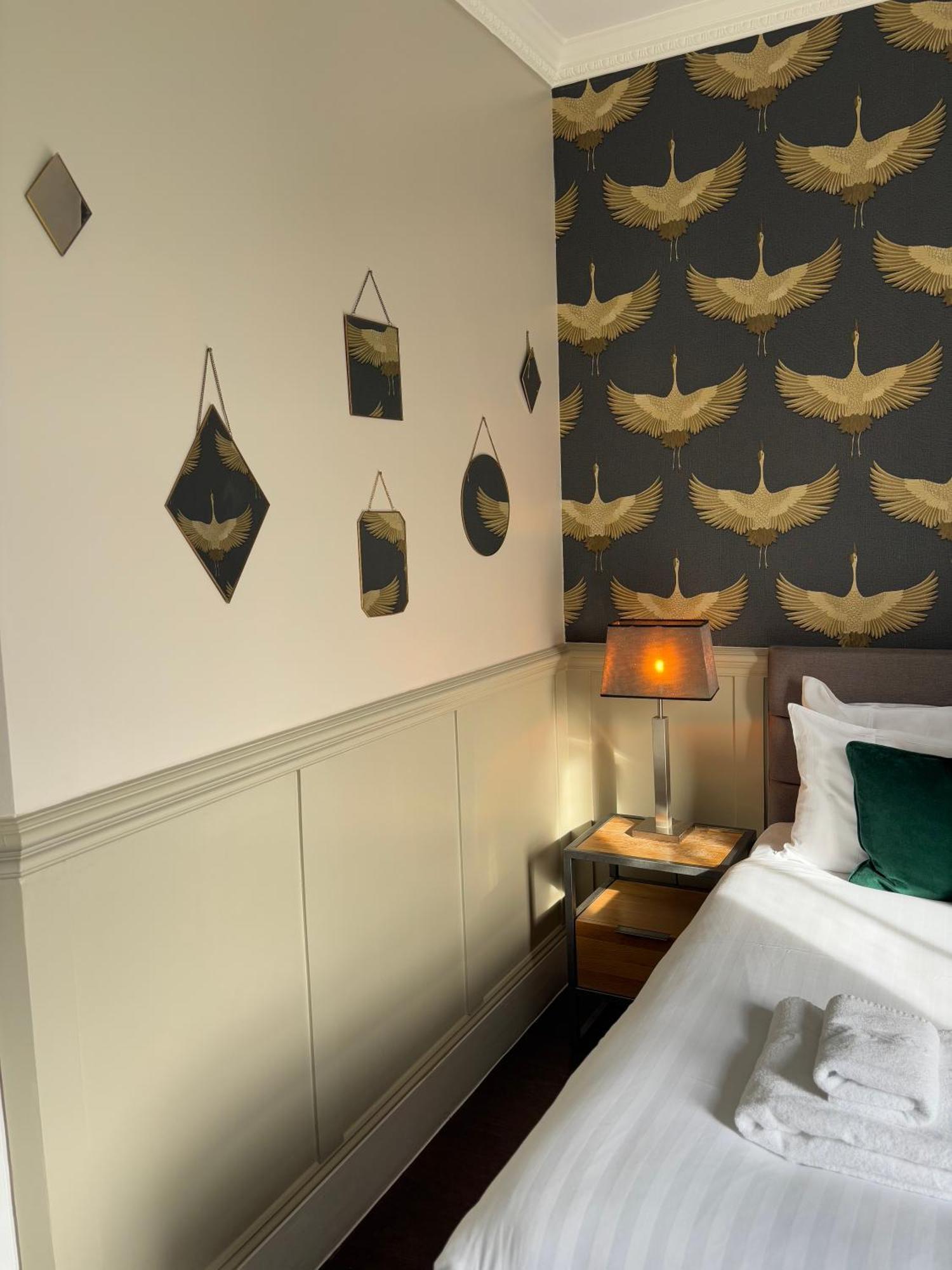 The Mortimer Arms (Adults Only) 拉姆西 外观 照片